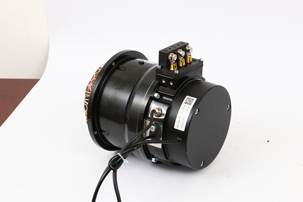 如何降低交流低壓交流電機運行期間的噪音？